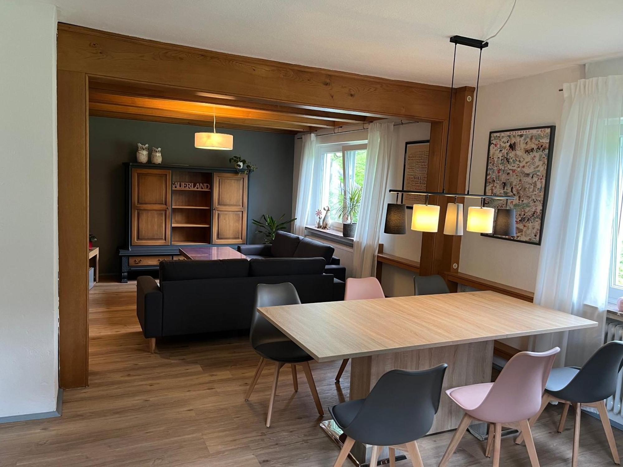 Modernisierte Ferienwohnung Im Schoenen Sauerland Meschede Exterior photo